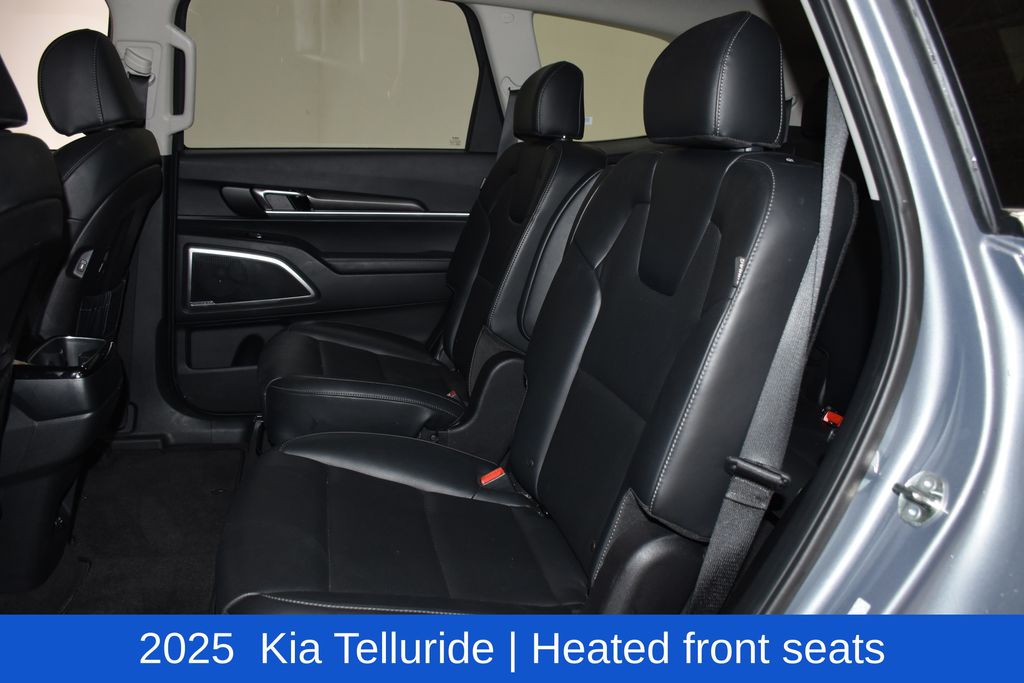 2025 Kia Telluride S - Photo 27