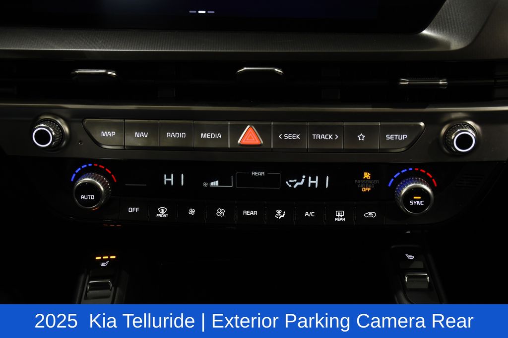 2025 Kia Telluride S - Photo 17