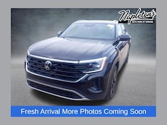 2025 Volkswagen Atlas Cross Sport 2.0T SE w/Technology SUV