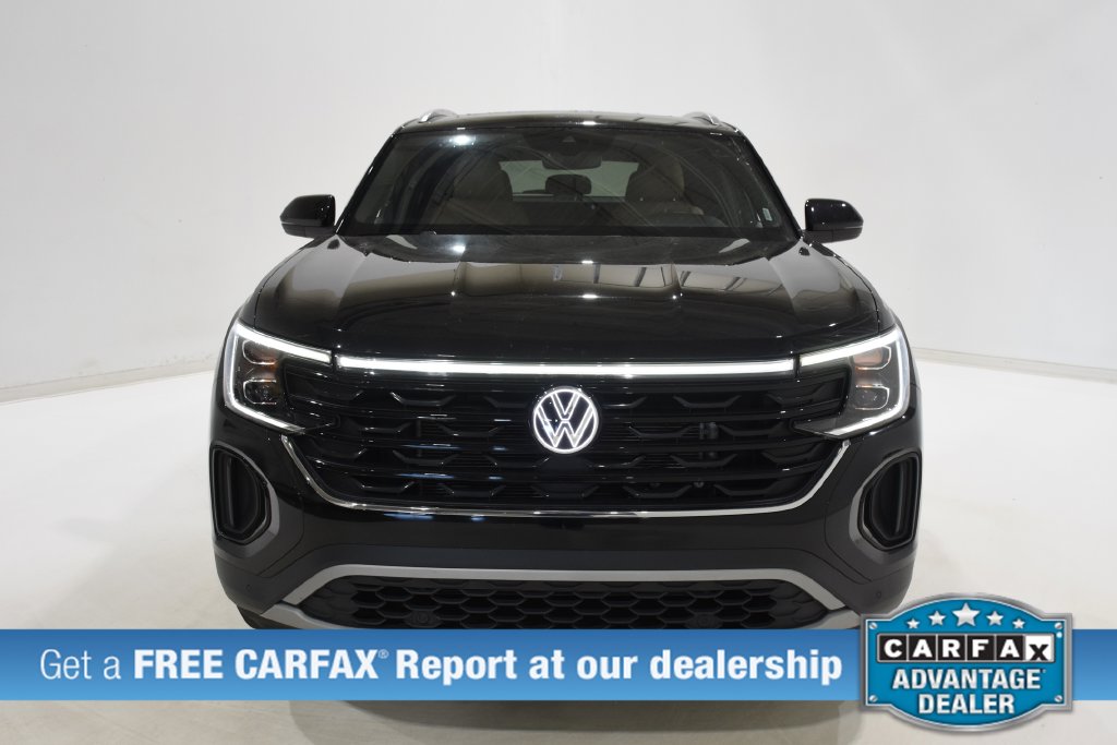 Used 2025 Volkswagen Atlas Cross Sport 2.0T SE w/Technology SUV