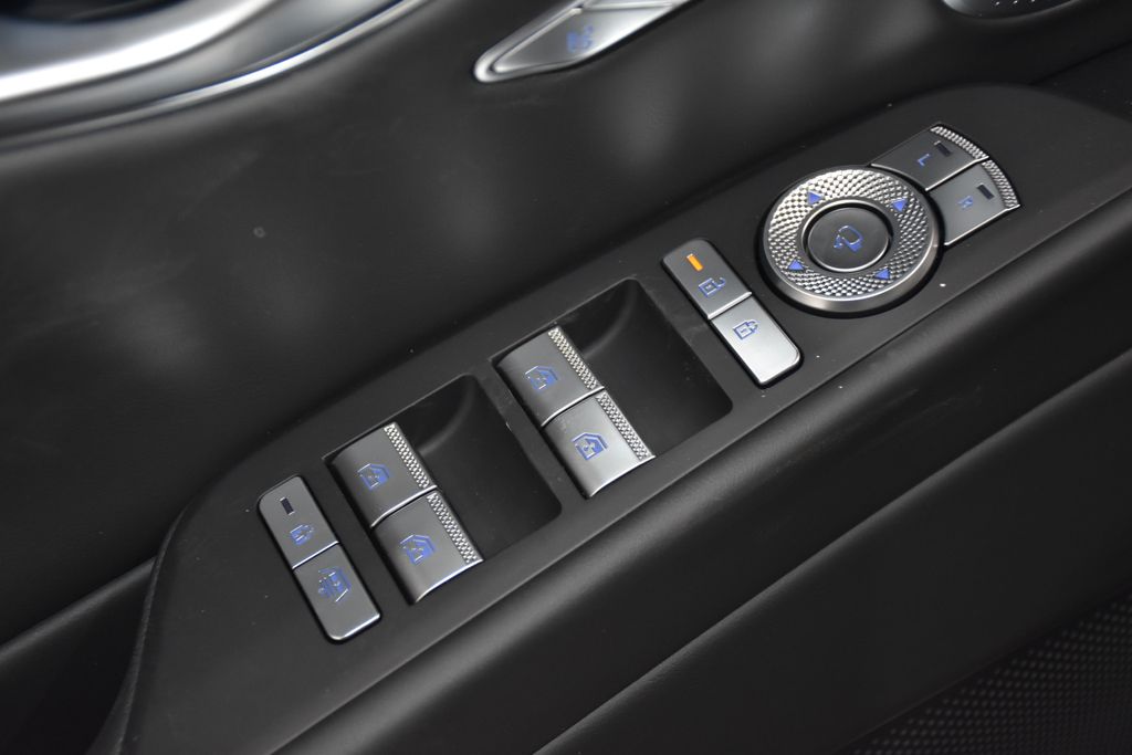 2025 GENESIS G80 Sport Prestige - Photo 17
