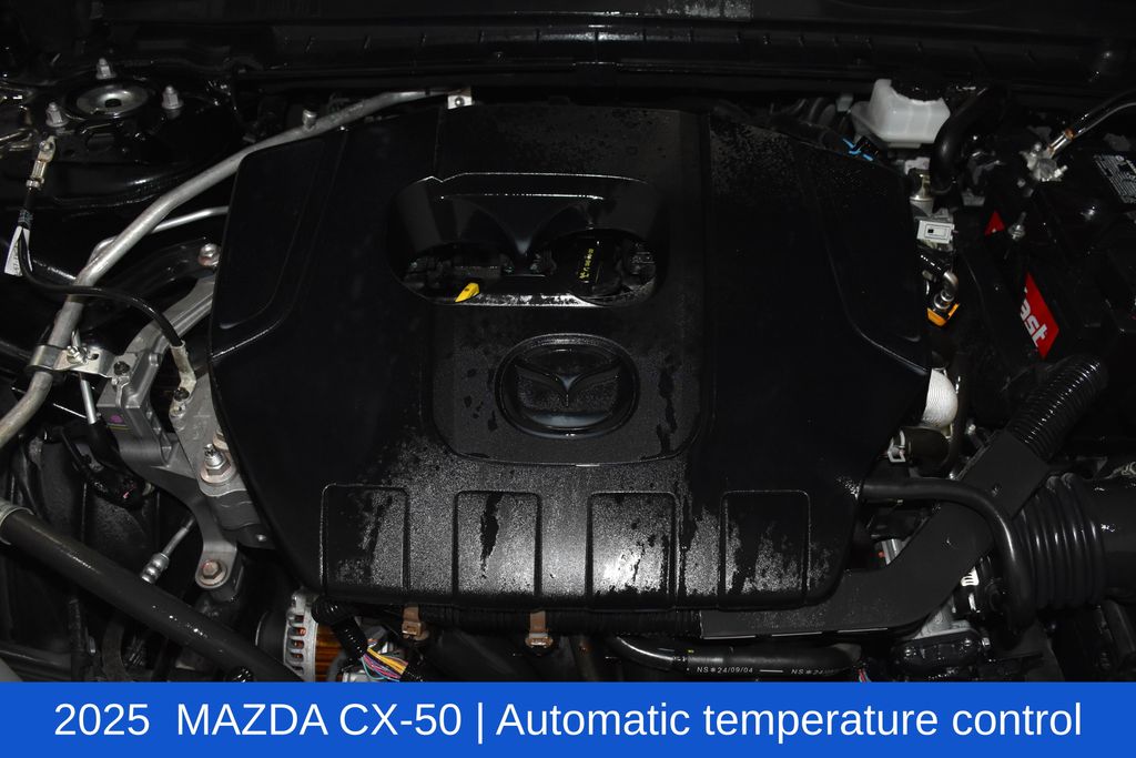 2025 Mazda CX-50 Premium - Photo 7