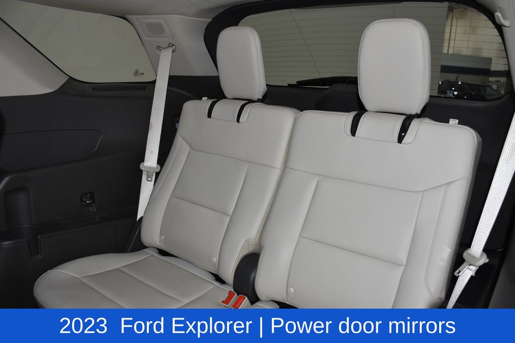 2023 Ford Explorer Platinum - Photo 31