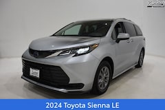 2024 Toyota Sienna LE Van Passenger Van