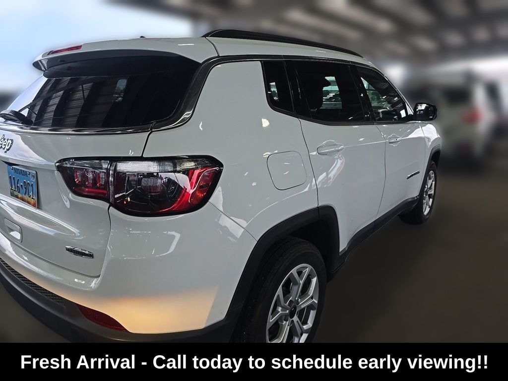 Used 2025 Jeep Compass Latitude SUV