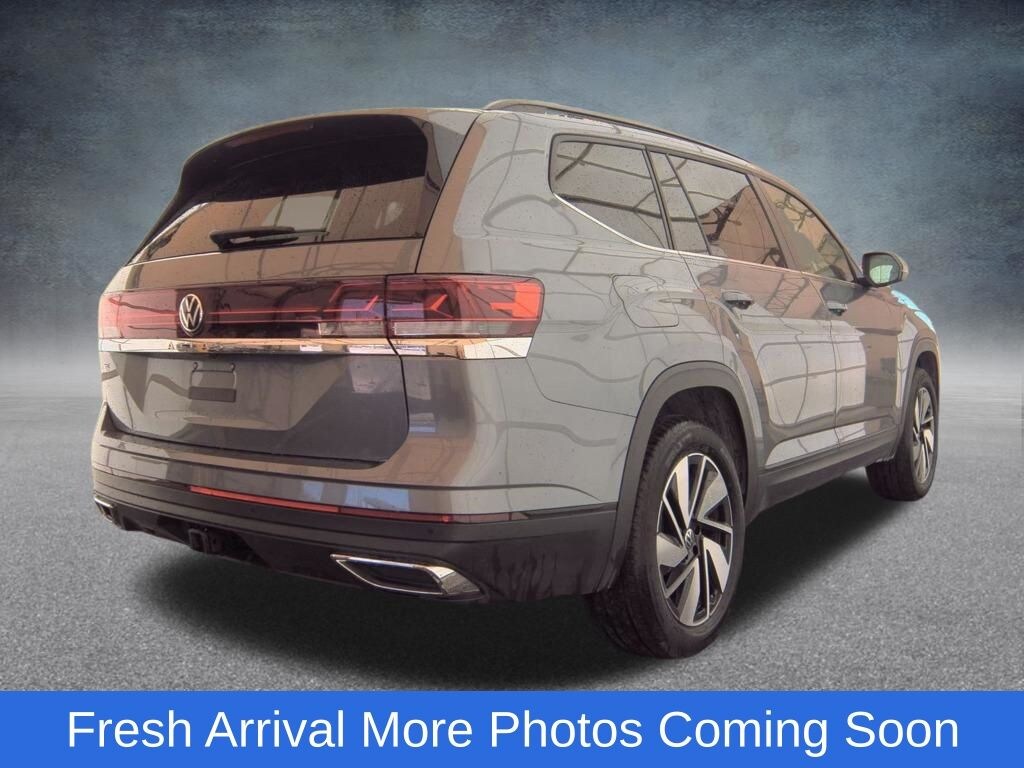 Used 2025 Volkswagen Atlas 2.0T SE w/Technology SUV