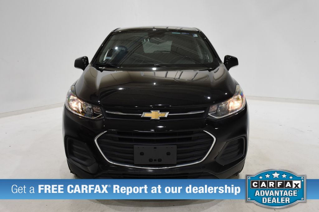 Used 2020 Chevrolet Trax LS with VIN KL7CJKSB8LB335615 for sale in Urbana, IL