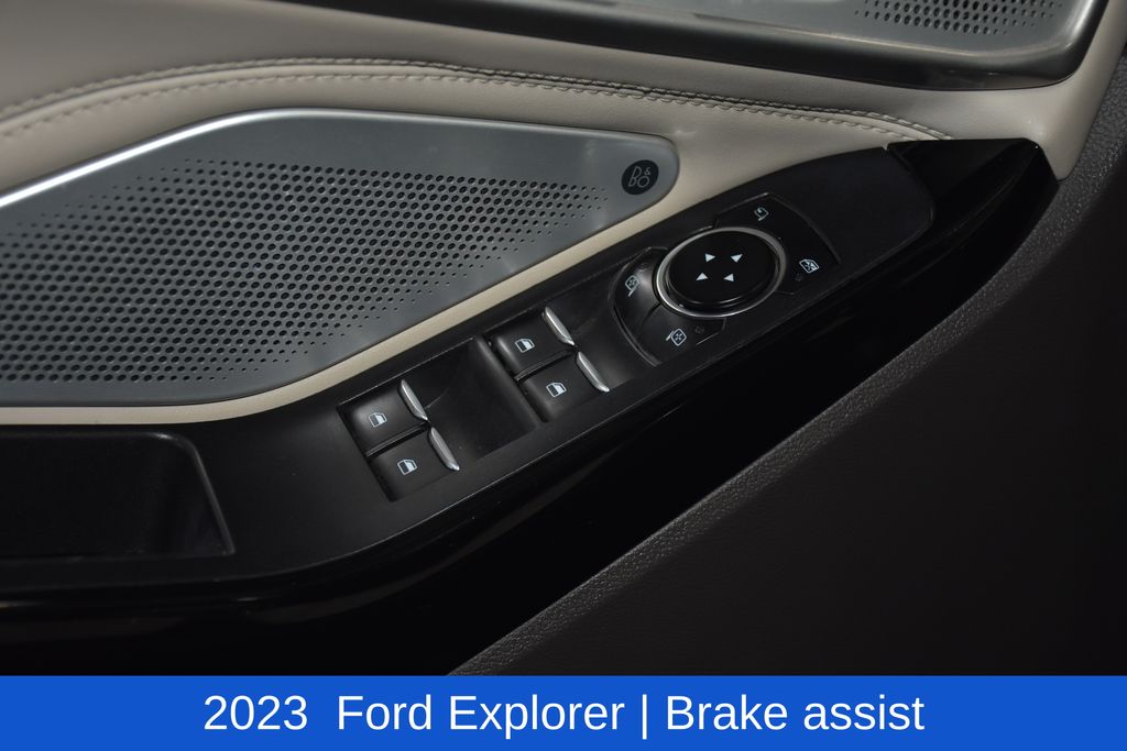 2023 Ford Explorer Platinum - Photo 22