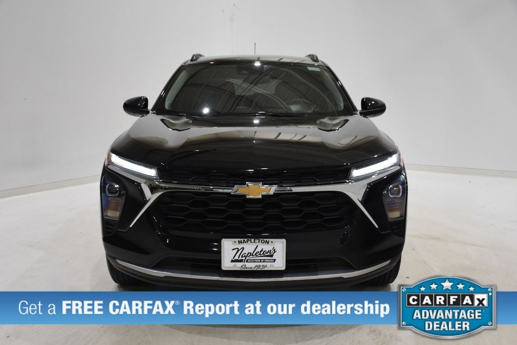 Used 2025 Chevrolet Trax LT SUV