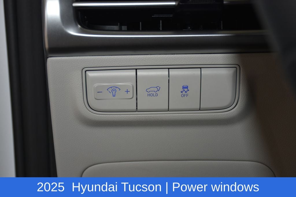 2025 Hyundai Tucson SEL Convenience - Photo 11