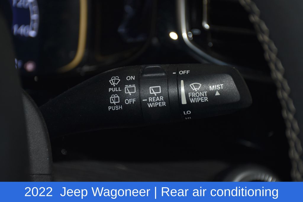 2022 Jeep Wagoneer Series III - Photo 12