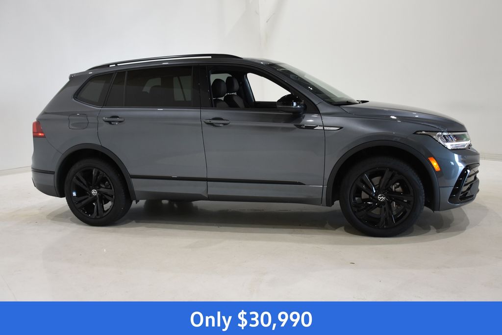 2024 Volkswagen Tiguan SE R-Line Black photo 3
