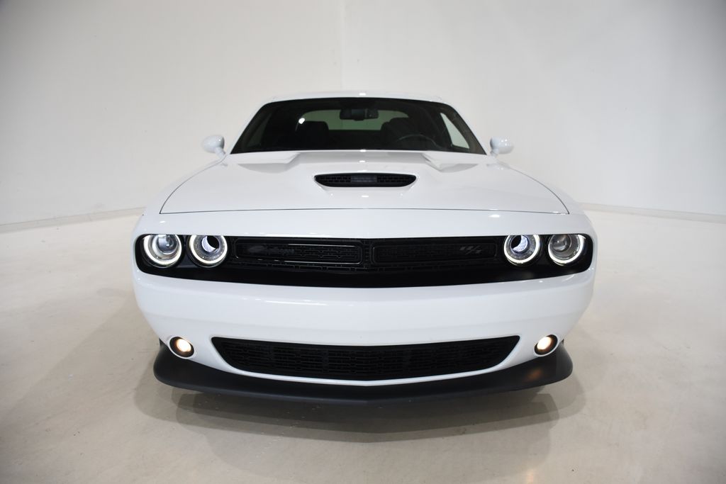 2022 Dodge Challenger R/T photo 2