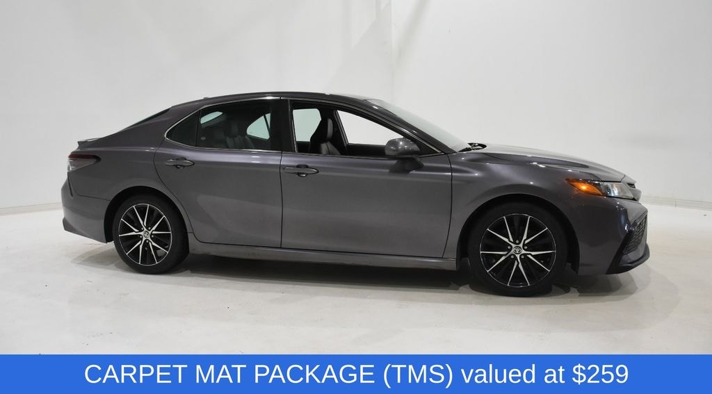 Used 2021 Toyota Camry SE Sedan