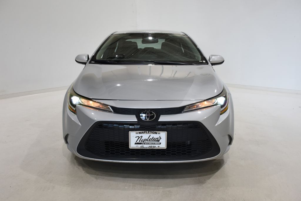 2023 Toyota Corolla LE photo 2