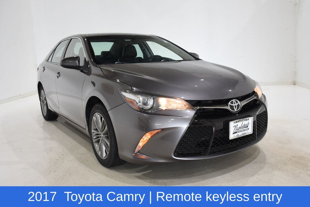 Used 2017 Toyota Camry SE with VIN 4T1BF1FK6HU778728 for sale in Urbana, IL