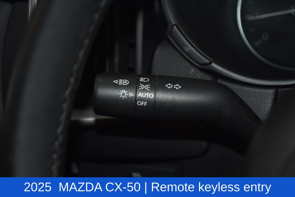 2025 Mazda CX-50 Premium - Photo 9