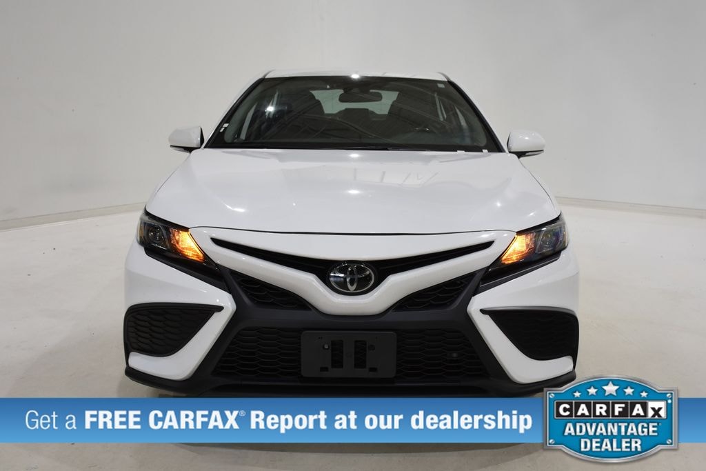 Used 2024 Toyota Camry SE Sedan