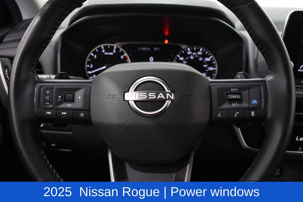 2025 Nissan Rogue SV - Photo 11