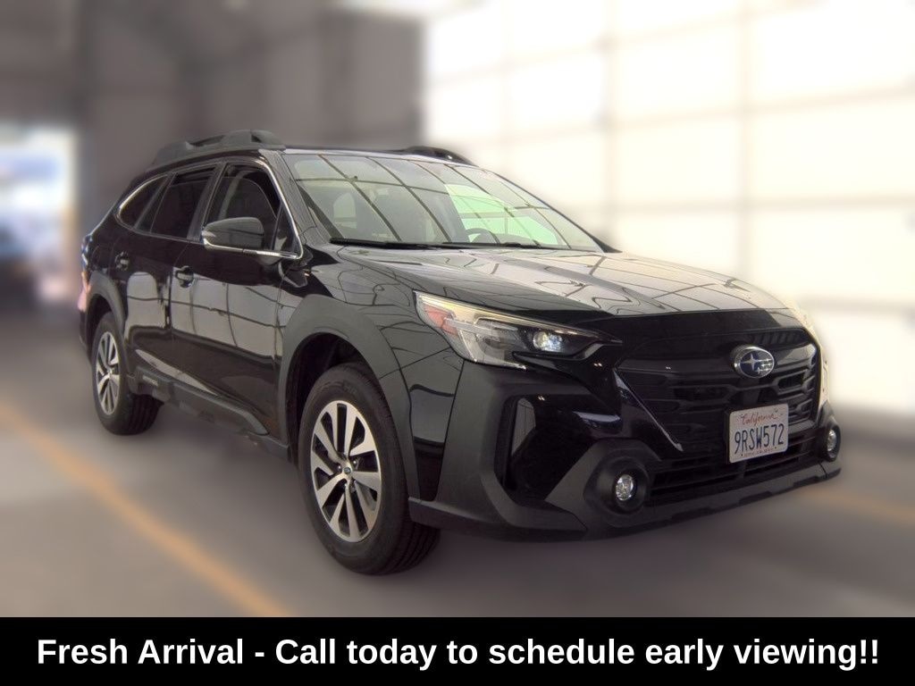 Used 2025 Subaru Outback Premium SUV