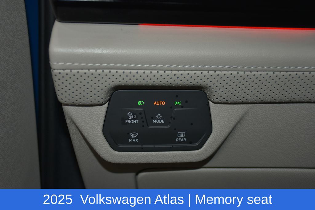 2025 Volkswagen Atlas SEL - Photo 9