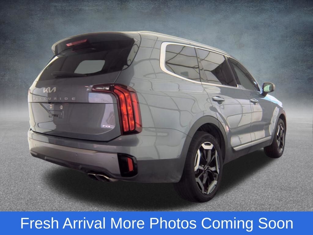 Used 2025 Kia Telluride S SUV