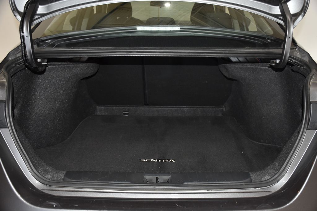 2025 Nissan Sentra SV - Photo 30