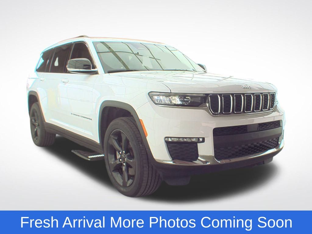 Used 2022 Jeep Grand Cherokee L Limited with VIN 1C4RJKBG0N8505801 for sale in Urbana, IL