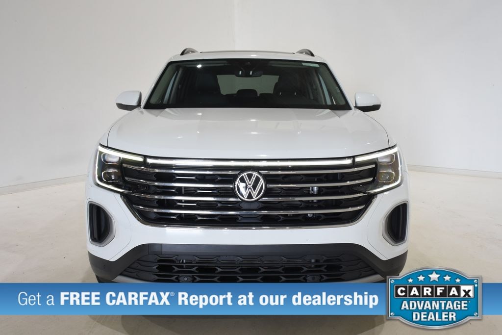 Used 2025 Volkswagen Atlas 2.0T SE w/Technology SUV