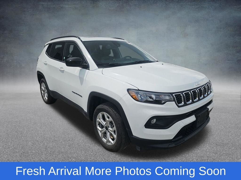 Used 2025 Jeep Compass Latitude SUV