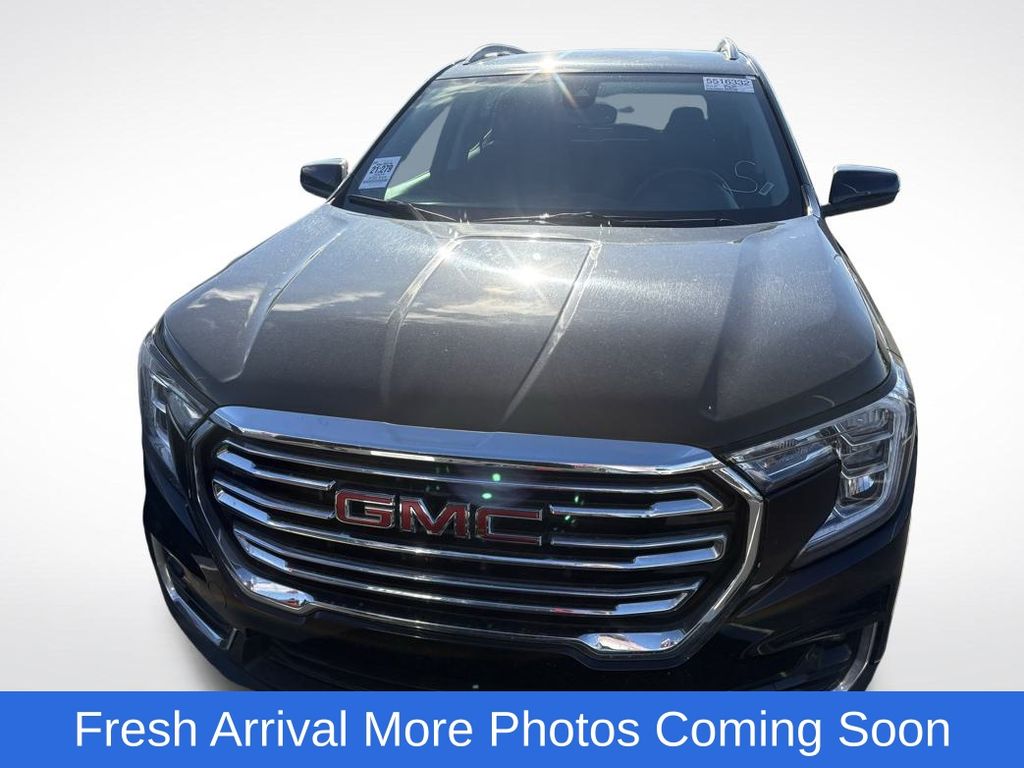2024 Gmc Terrain SLT photo 2