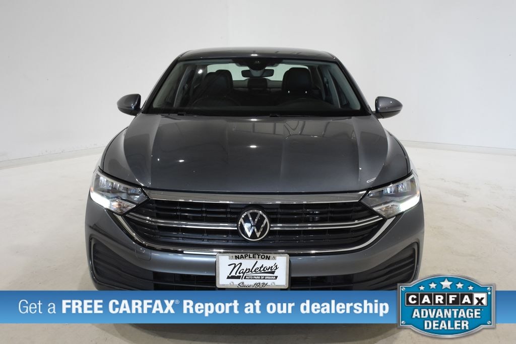 Used 2024 Volkswagen Jetta 1.5T SE Sedan