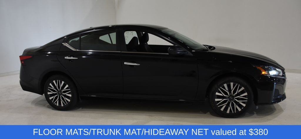 Used 2025 Nissan Altima 2.5 SV Sedan