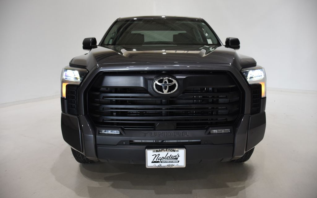 2024 Toyota Tundra SR5 photo 2
