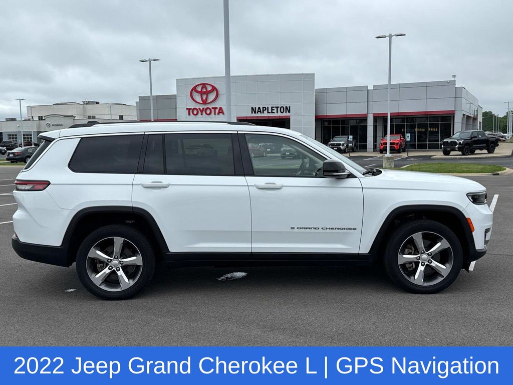 Used 2022 Jeep Grand Cherokee L Limited with VIN 1C4RJKBGXN8559719 for sale in Urbana, IL