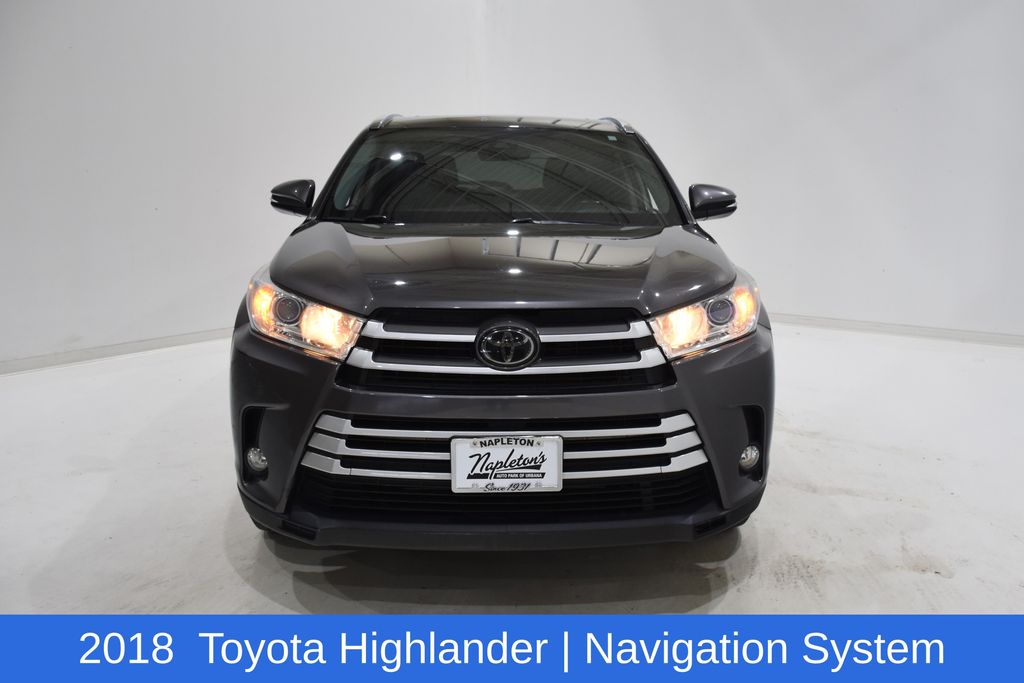 Used 2018 Toyota Highlander XLE with VIN 5TDJZRFH9JS857041 for sale in Urbana, IL