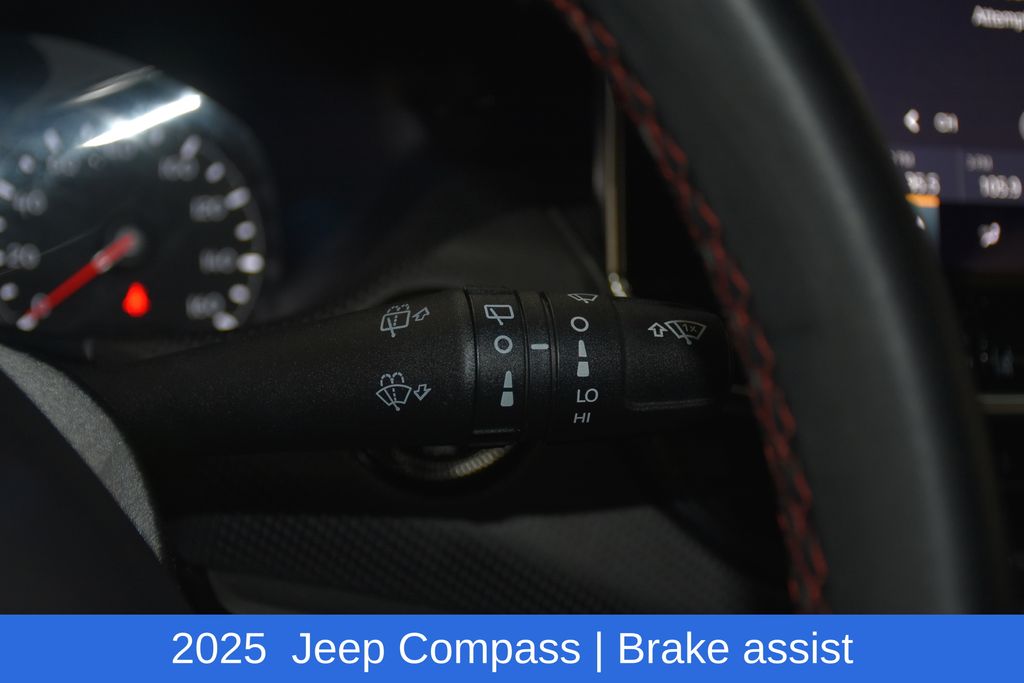 2025 Jeep Compass Trailhawk - Photo 12