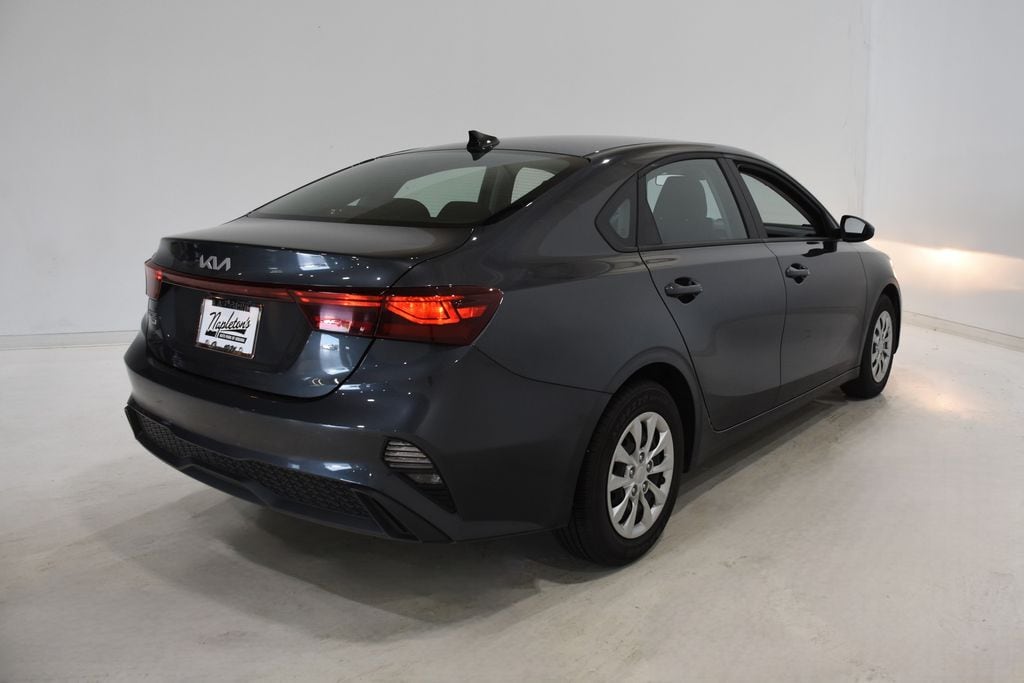 Used 2023 Kia Forte LX Sedan