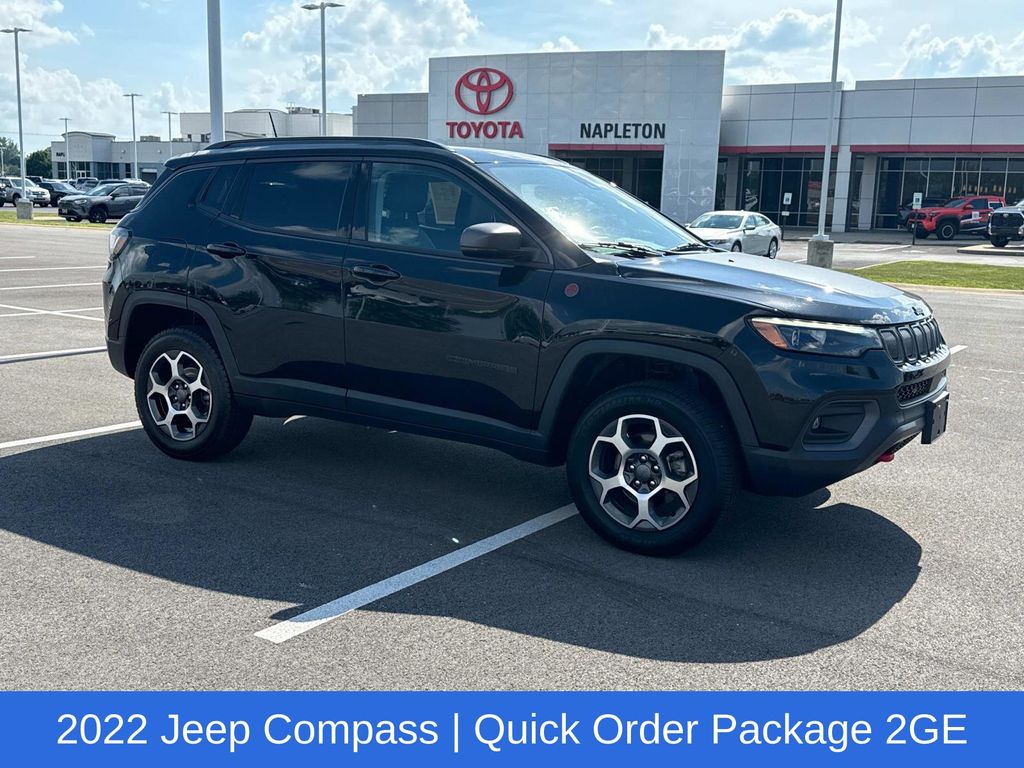 Used 2022 Jeep Compass Trailhawk with VIN 3C4NJDDB0NT108540 for sale in Urbana, IL