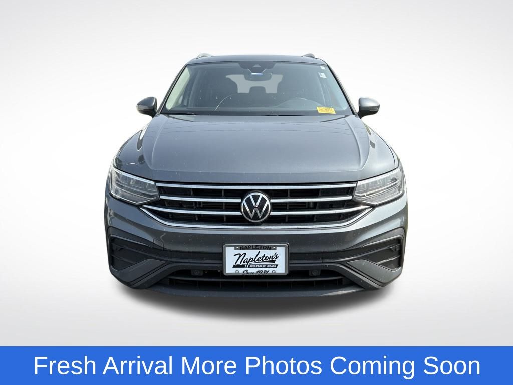 Used 2022 Volkswagen Tiguan SE with VIN 3VV2B7AX3NM008686 for sale in Urbana, IL