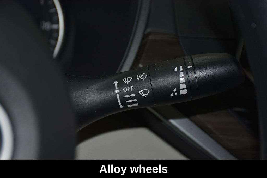 2025 Nissan Altima SV - Photo 15