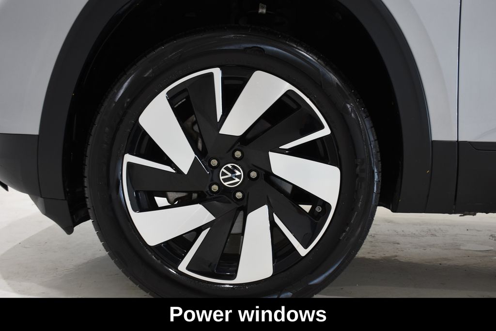 2026 Volkswagen Atlas Cross Sport SE w/Tech - Photo 8