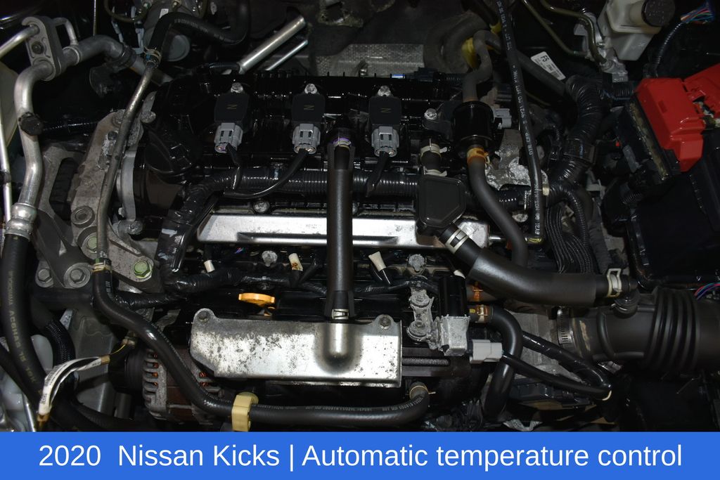 2020 Nissan Kicks SR - Photo 7