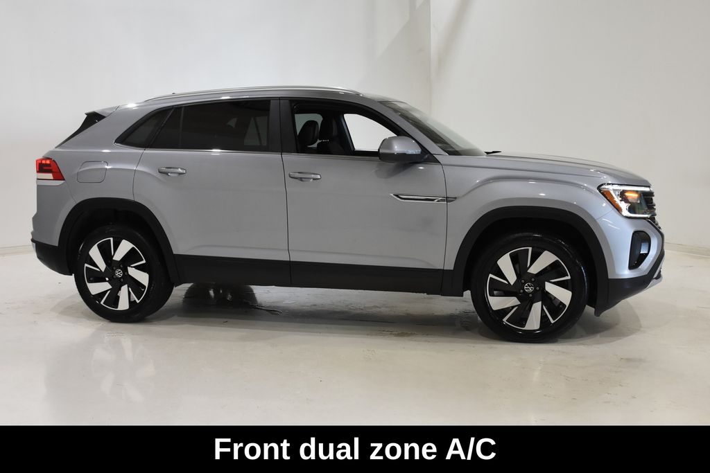 2026 Volkswagen Atlas Cross Sport SE w/Tech - Photo 3