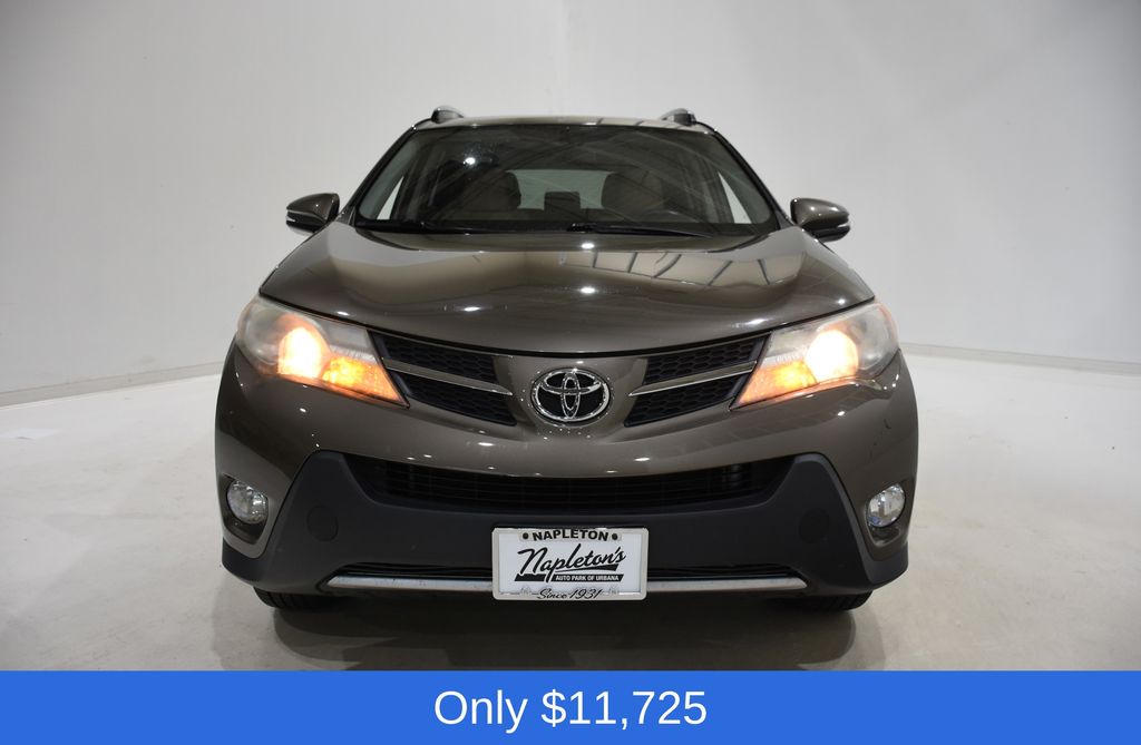 Used 2013 Toyota RAV4 XLE with VIN JTMRFREV3D5007077 for sale in Urbana, IL