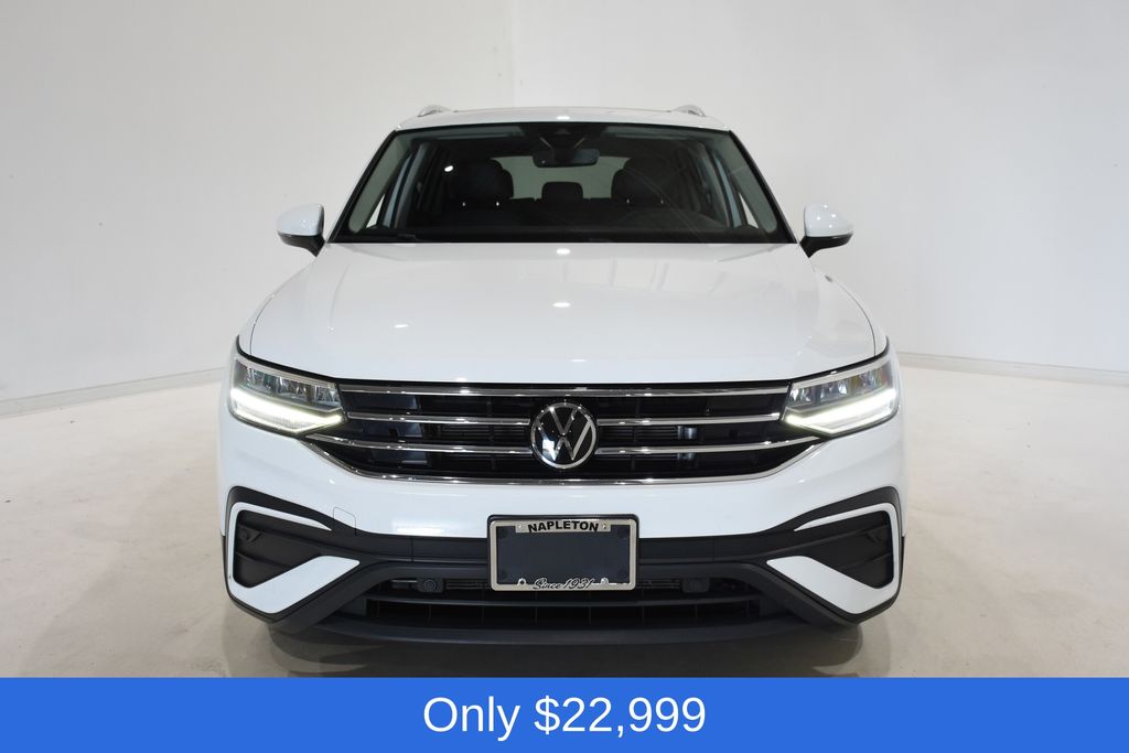 2022 Volkswagen Tiguan SE photo 2