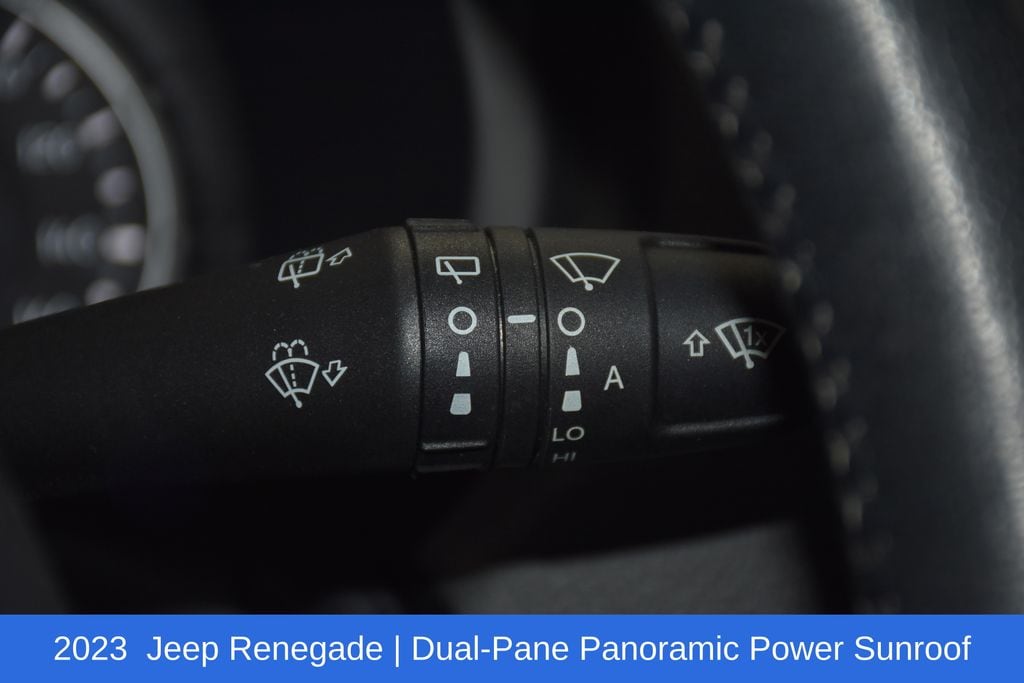 2023 Jeep Renegade Limited - Photo 14