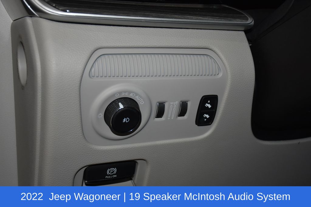 2022 Jeep Wagoneer Series III - Photo 9