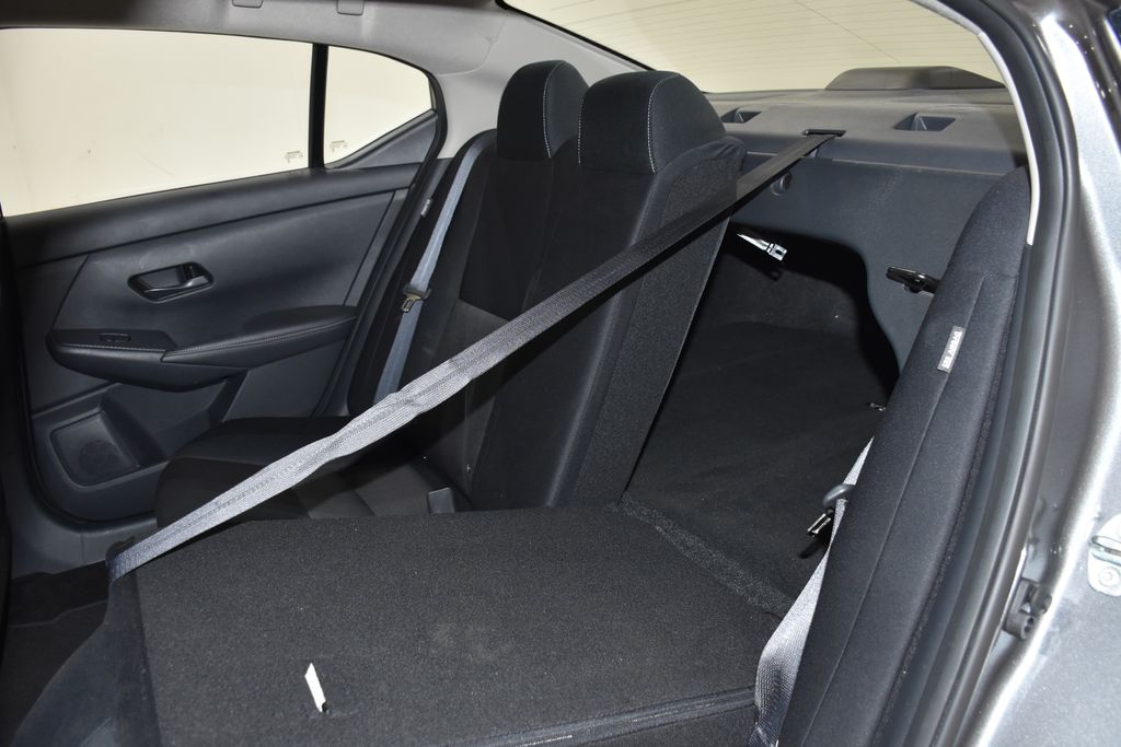 2025 Nissan Sentra SV - Photo 28