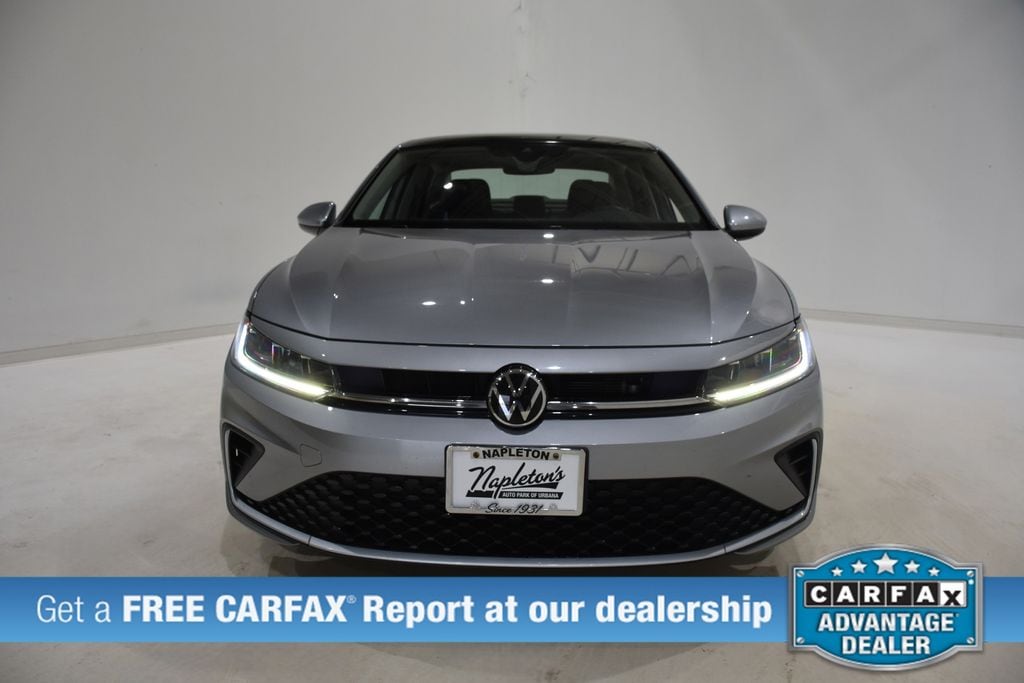 Used 2025 Volkswagen Jetta 1.5T SE Sedan